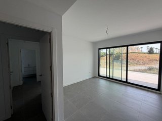 Piso en venta en Calaburra - Chaparral en Mijas