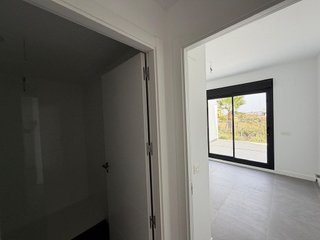 Piso en venta en Calaburra - Chaparral en Mijas