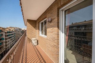 Piso en venta en Camino de Ronda - Rosaleda en Granada