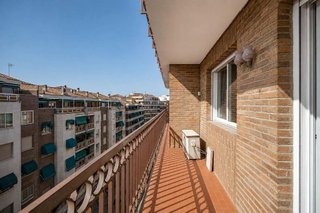 Piso en venta en Camino de Ronda - Rosaleda en Granada