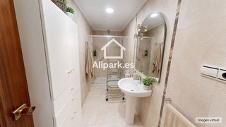 Piso en venta en Benalúa en Alicante