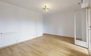 Piso en venta en El Polígono en Gijón