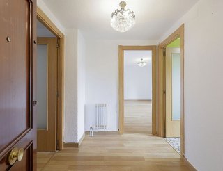 Piso en venta en El Polígono en Gijón
