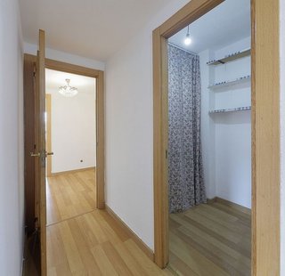 Piso en venta en El Polígono en Gijón