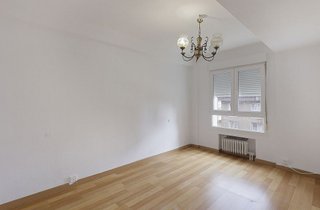 Piso en venta en El Polígono en Gijón