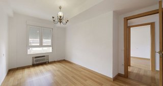 Piso en venta en El Polígono en Gijón