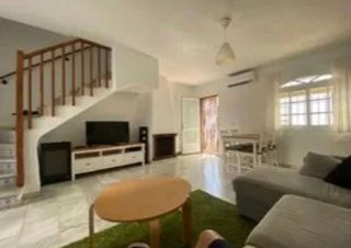 Casa adosada en alquiler en Torrequebrada en Benalmádena