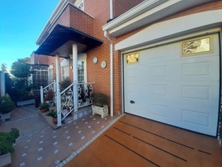 Chalet en venta en Las Américas en Parla