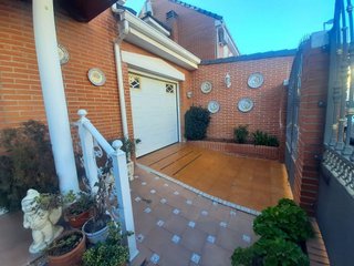 Chalet en venta en Las Américas en Parla