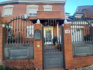 Chalet en venta en Las Américas en Parla