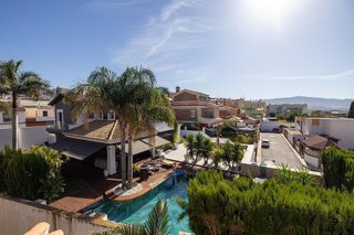 Casa pareada en venta en Motril pueblo en Motril