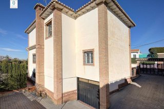 Chalet en venta en Otura