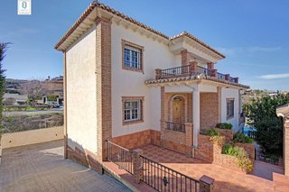 Chalet en venta en Otura
