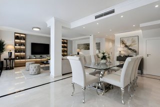 Casa adosada en venta en Nueva Andalucía centro en Marbella