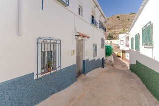 Casa adosada en venta en Albuñol