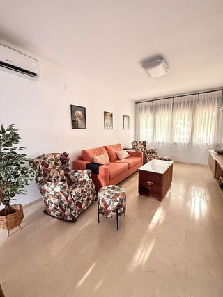 Casa adosada en venta en La Paz - Montecarmelo en Alcalá de Guadaira