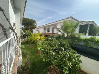 Chalet en venta en Capellanía - Retamar en Alhaurín de la Torre