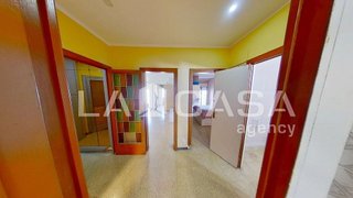 Piso en venta en Sant Andreu de Palomar en Barcelona