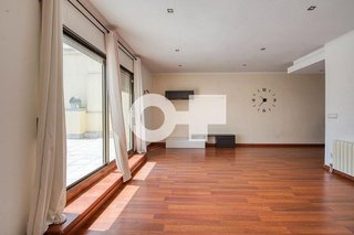 Ático en venta en El Castell-Poble Vell en Castelldefels
