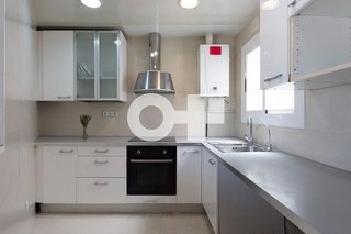 Ático en venta en El Castell-Poble Vell en Castelldefels