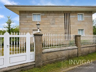 Chalet en venta en Allariz