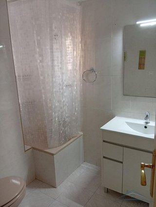 Piso en alquiler en Centro en Almería