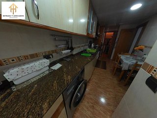 Piso en venta en Collblanc en Hospitalet de Llobregat, L´
