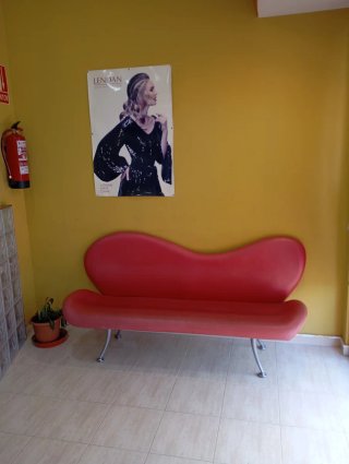 Mobiliario Peluquería y Estética