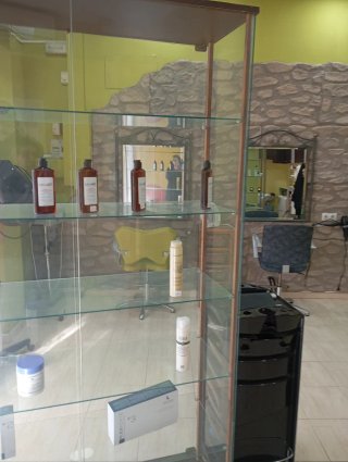 Mobiliario Peluquería y Estética