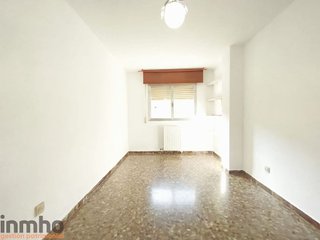 Piso en alquiler en La Almozara en Zaragoza