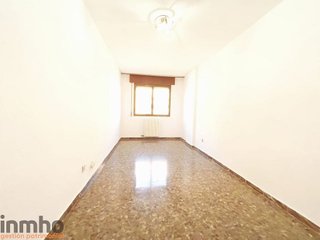 Piso en alquiler en La Almozara en Zaragoza