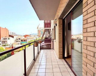 Piso en venta en Font Verda en Granollers