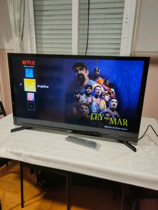 Smart TV Samsung 32 Negra
