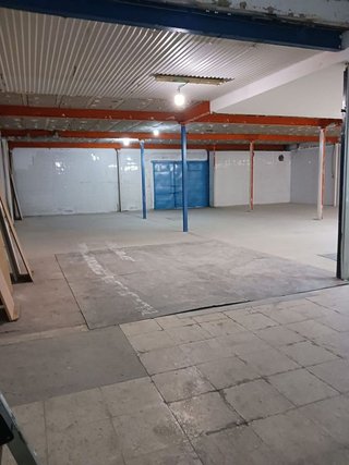 Nave industrial en alquiler en La Paz en Alcalá de Guadaira