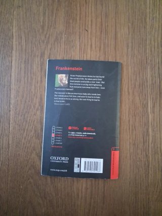 Oxford Bookworms Library: Stage 3: Frankenstein