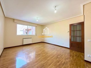 Piso en venta en Lardero