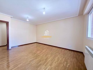 Piso en venta en Lardero