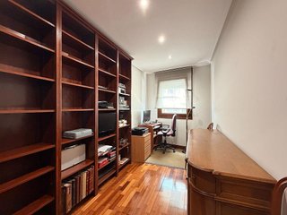 Piso en venta en Centro en Gijón