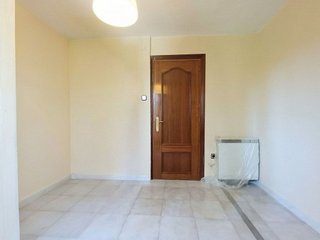 Piso en venta en Amposta en Madrid