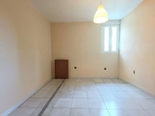 Piso en venta en Amposta en Madrid