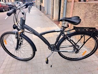 Bicicleta de paseo Btwin Negra
