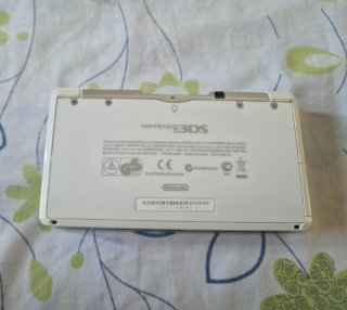 Nintendo 3DS Blanca y Negra (ORIGINAL)