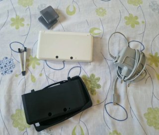 Nintendo 3DS Blanca y Negra (ORIGINAL)