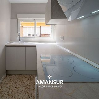 Piso en venta en Viaplana en Huelva