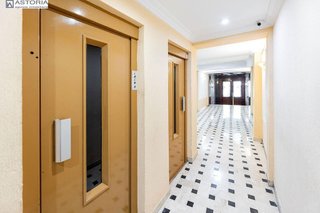 Piso en venta en Centro - Sagrario en Granada