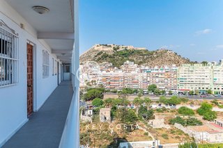 Piso en venta en Vistahermosa en Alicante