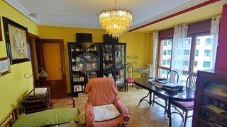 Piso en venta en Zona Teatro Campoamor en Oviedo