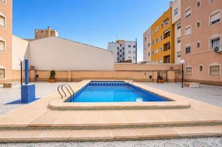 Piso en venta en Centro en Torrevieja
