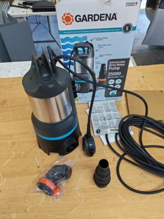 Bomba Sumergible Gardena 25000 DIRT