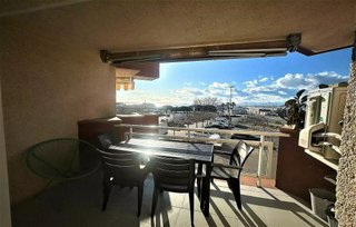 Piso en venta en Port Esportiu - Puig Rom - Canyelles en Roses